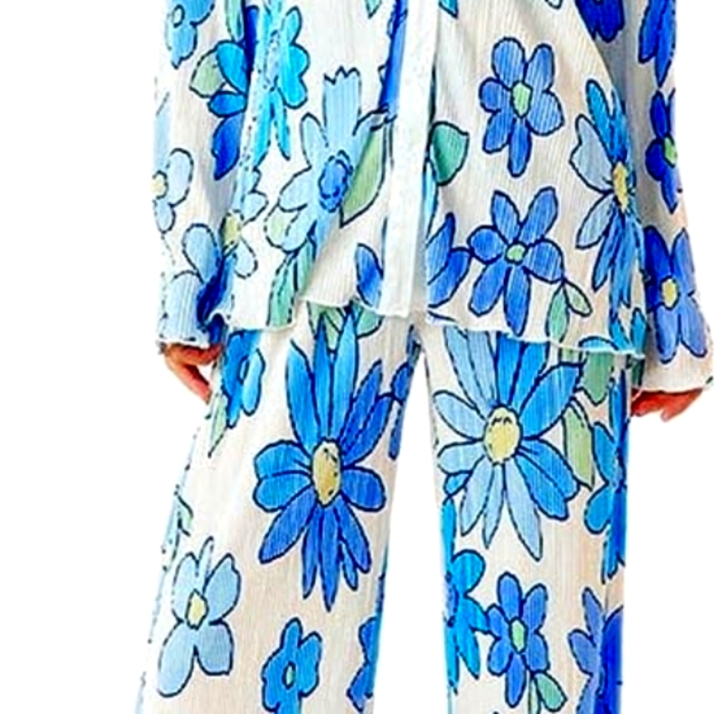 Oversized all around floral shirt and pants set. - Picture 4 of 4